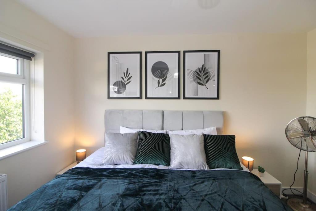 Modern 3 Bed, Contractors Welcome, Bradford Bradford  Extérieur photo